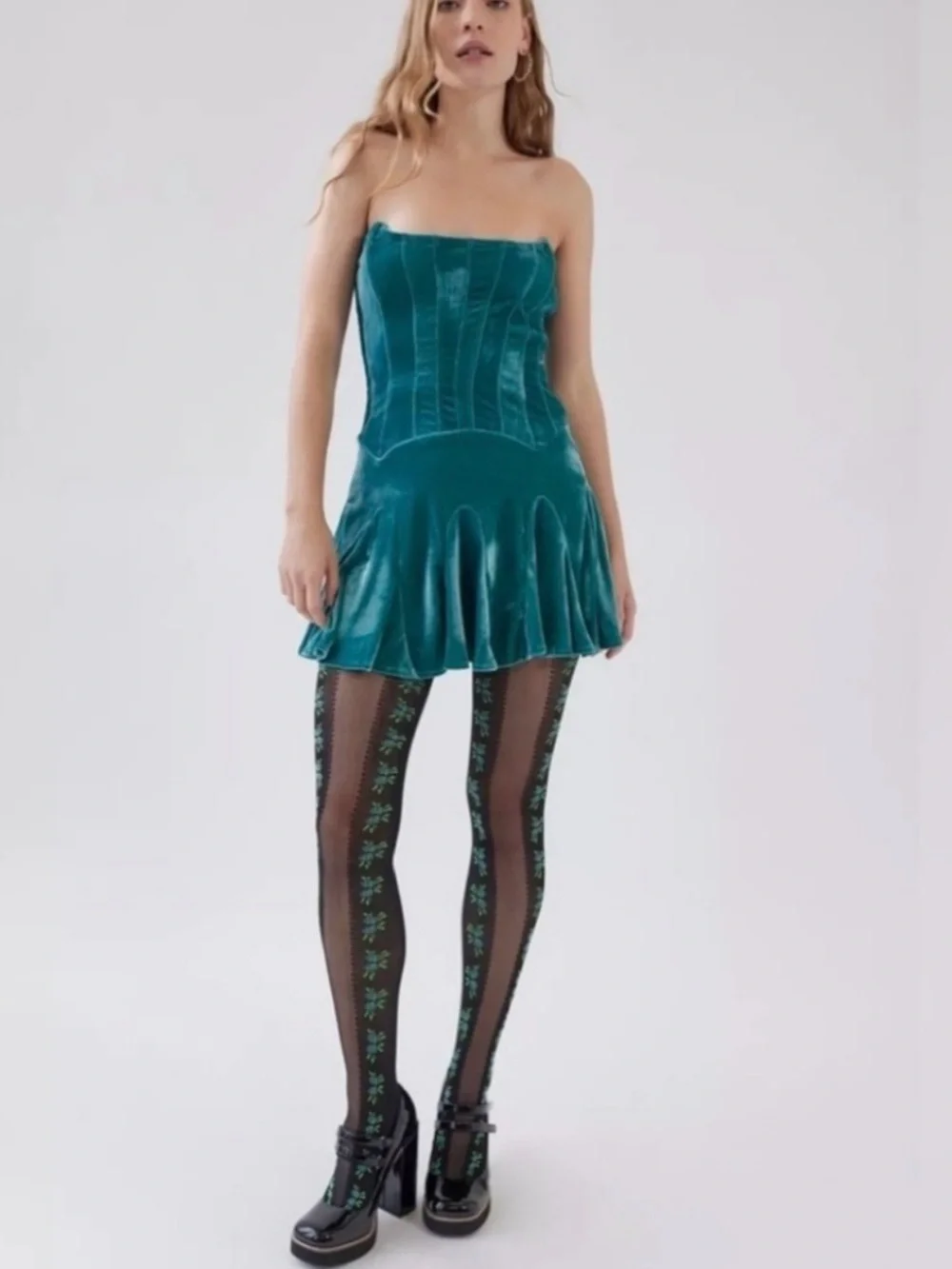 NWT Urban Outfitters Astrid Blue Floral Tights Size S/M 🪻